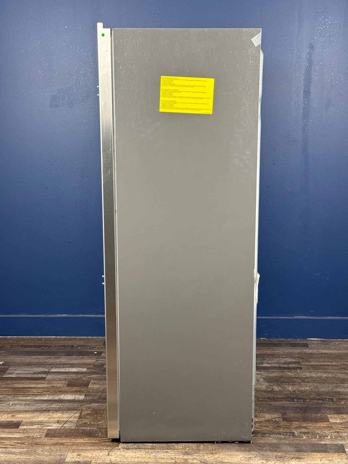 Frigidaire - Professional 19 cu. ft. Single Door Frost Free Upright Freezer in Smudge-Proof Stainless Steel, ENERGY STAR