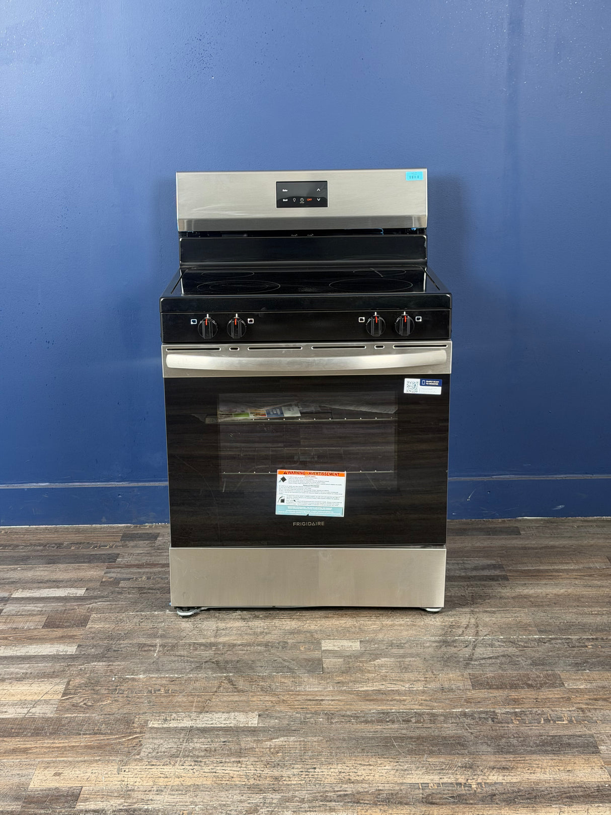 Frigidaire - 30in 4 Element Rear Control Free-Standing Electric Range in Stainless Steel with 2-in-1 Dual Expandable Element