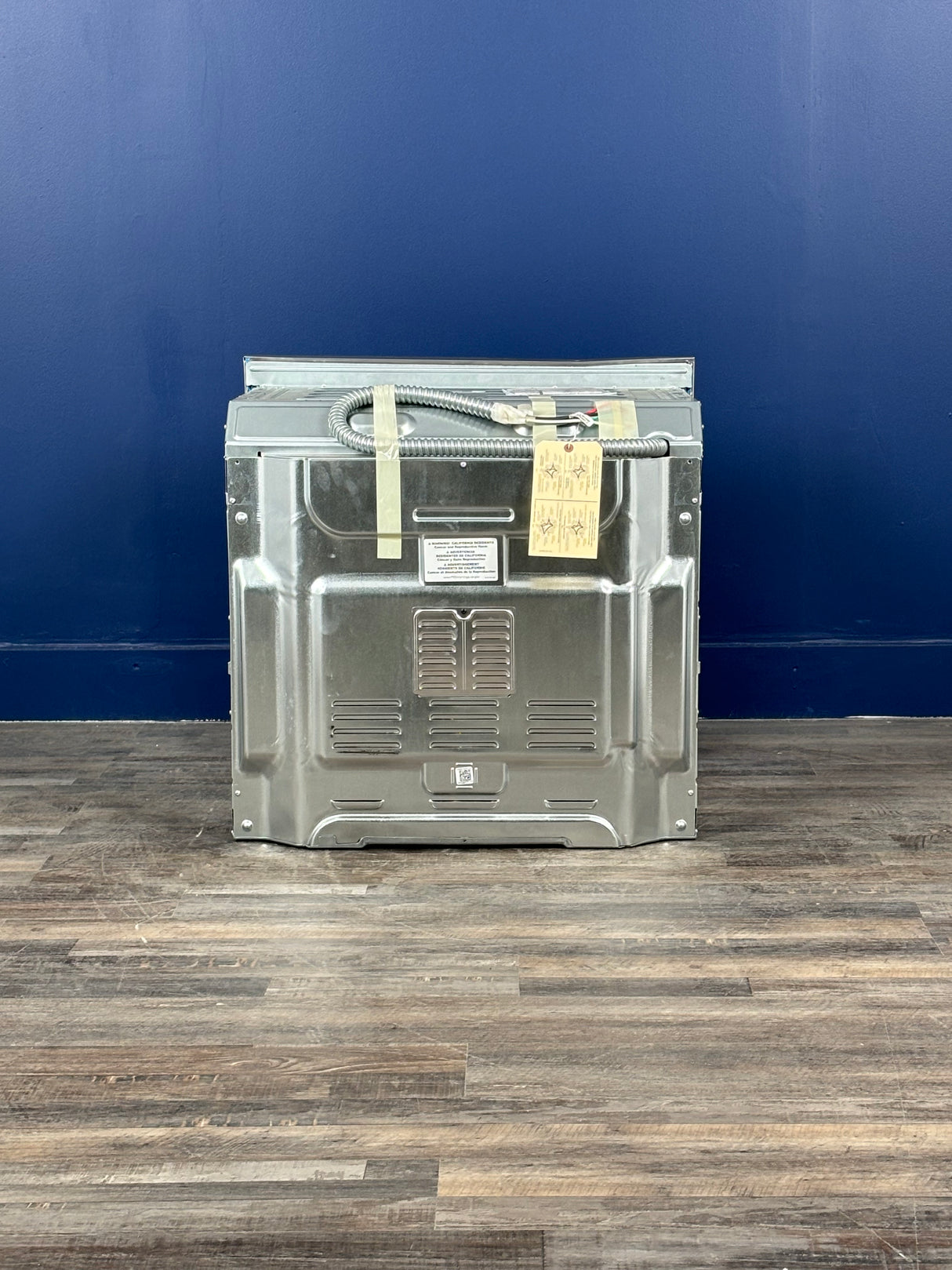 Frigidaire - 30 in. Single Electric Built-In Wall Oven with Convection in Stainless Steel