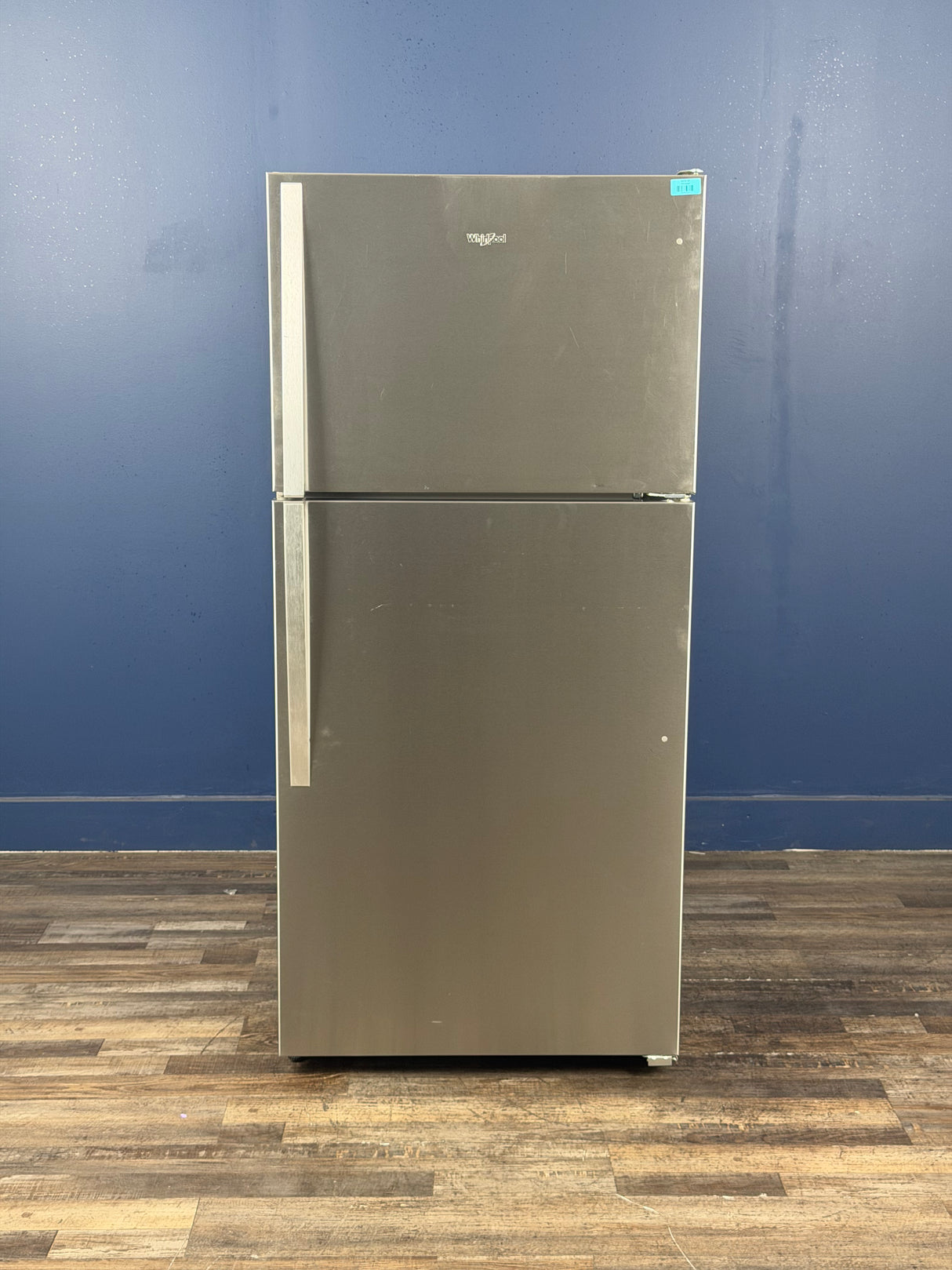 Whirlpool - 18.2 cu. ft. Top Freezer Refrigerator in Monochromatic Stainless Steel