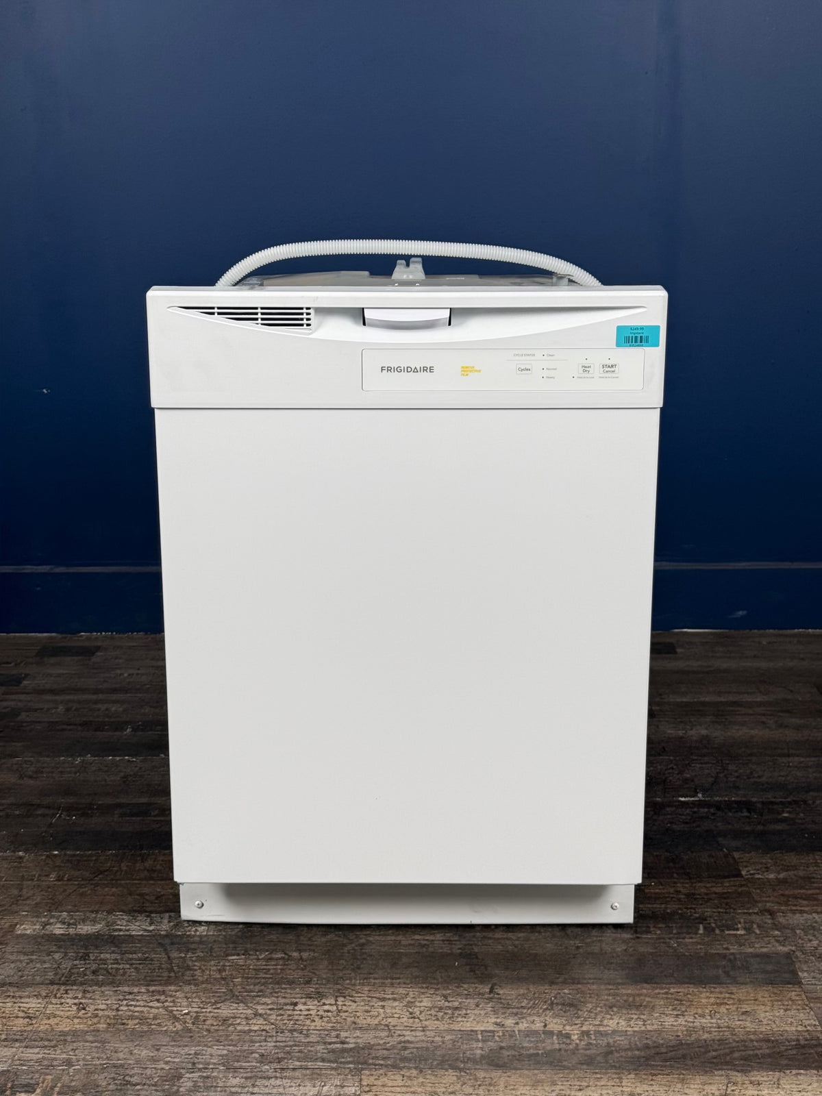 Frigidaire - 24 in. White Front Control Smart Built-In Tall Tub Dishwasher