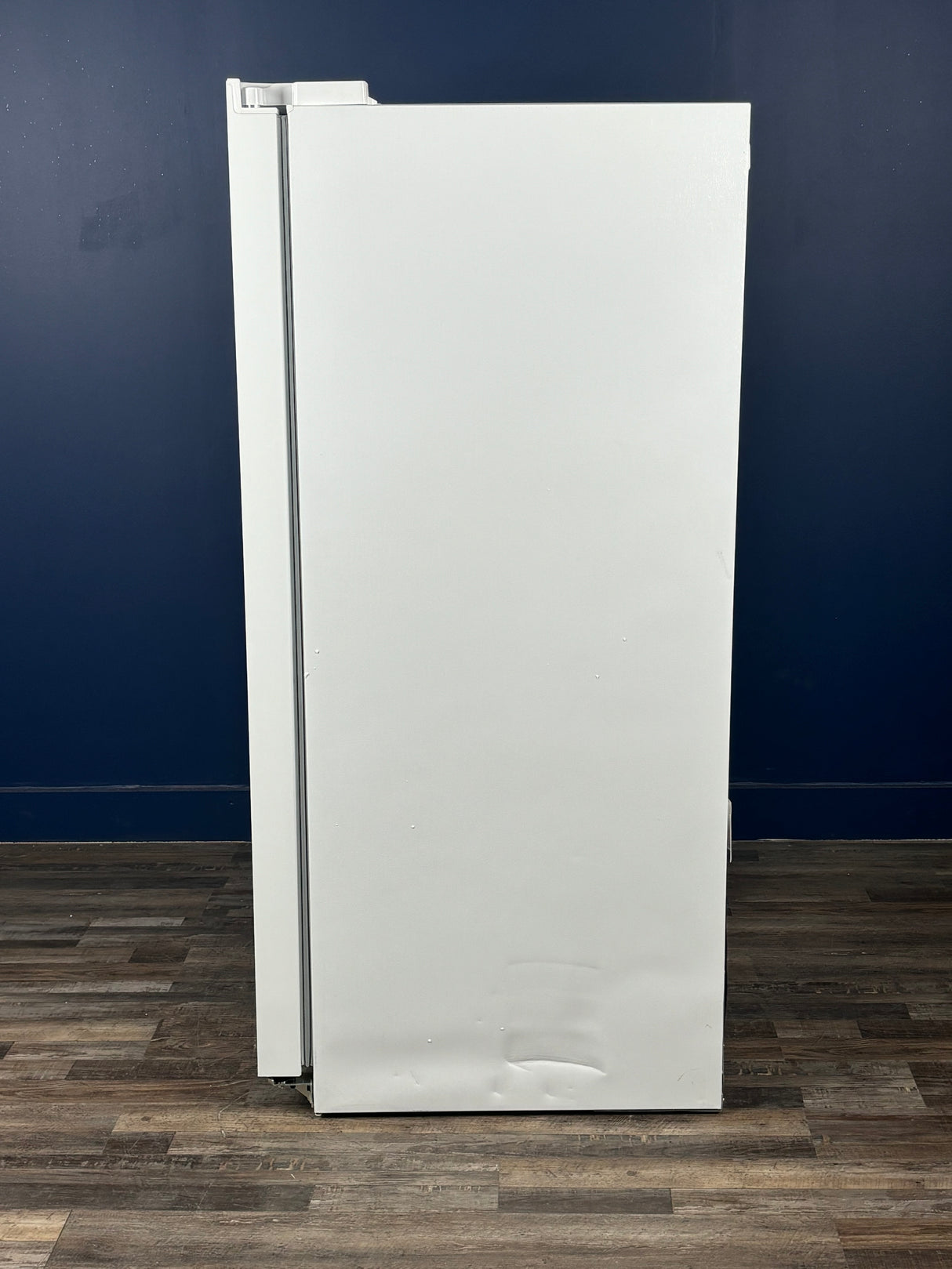 Frigidaire - 33 in. 22.3 cu. ft. Standard Depth Side by Side Refrigerator in White