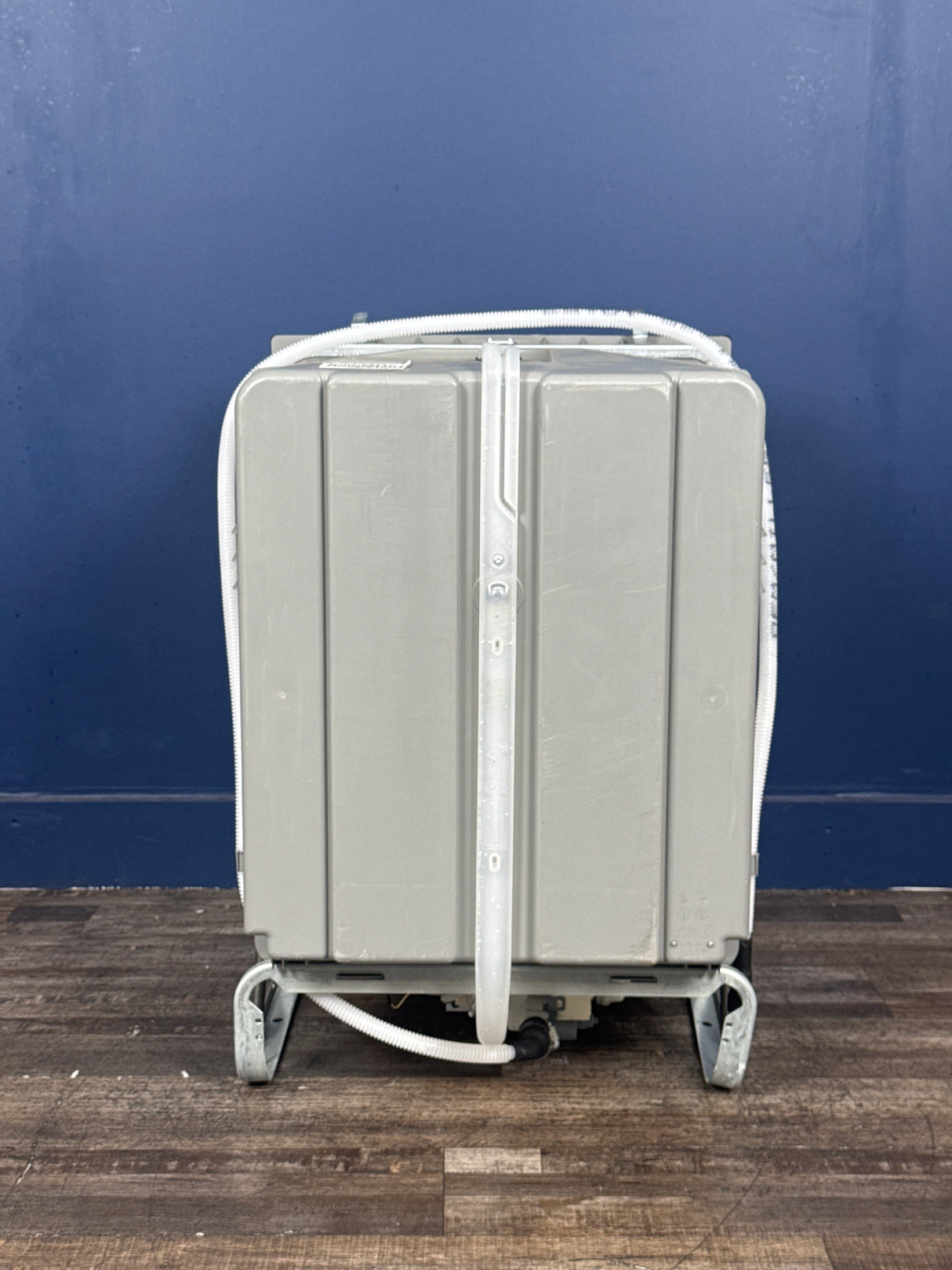 Frigidaire - 24 in. Front Control Smart Built-In Tall Tub 62 dBA Dishwasher in Stainless Steel