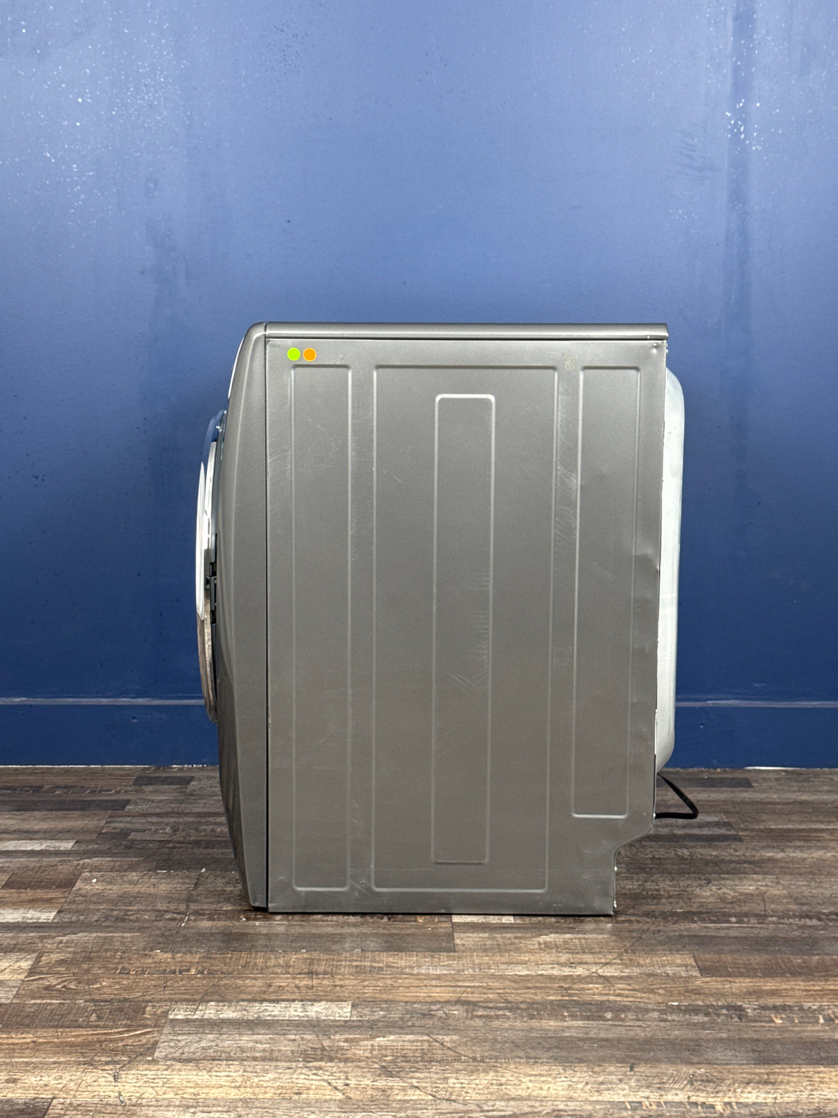 Electrolux - 8 cu. ft. Titanium Front Load Perfect Steam Gas Dryer with Predictive Dry and Instant Refresh