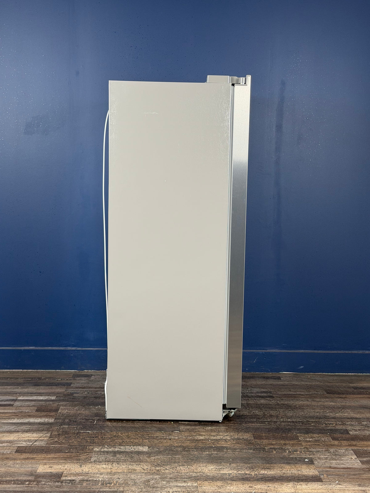 Frigidaire - Professional 36 in. 22.3 cu. ft. Counter Depth Side-by-Side Refrigerator in Smudge-Proof Stainless Steel