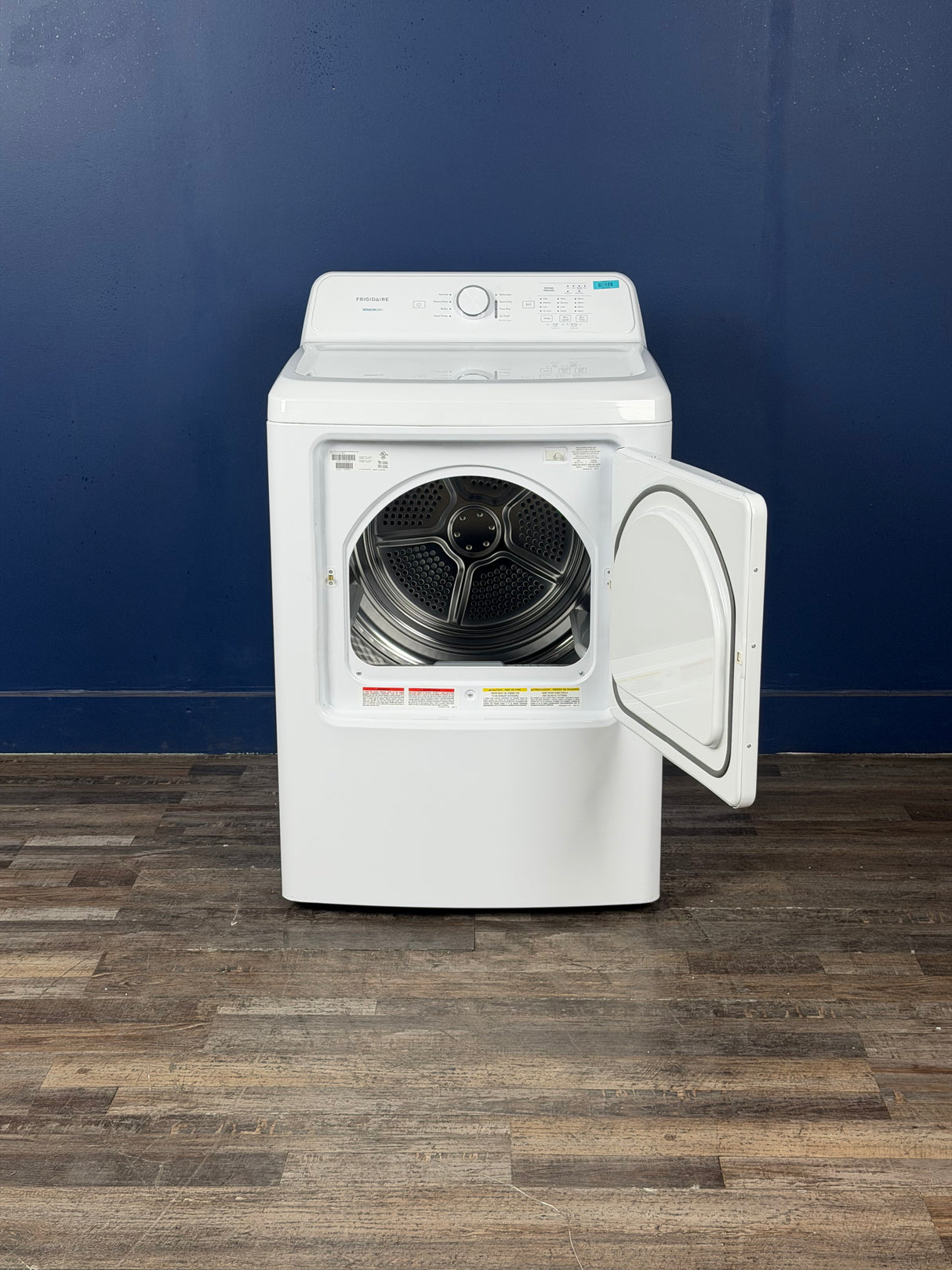Frigidaire - 7 cu.ft.VentedFront Load Electric Dryer in White with 8 Dry Cycles and Reversible Door