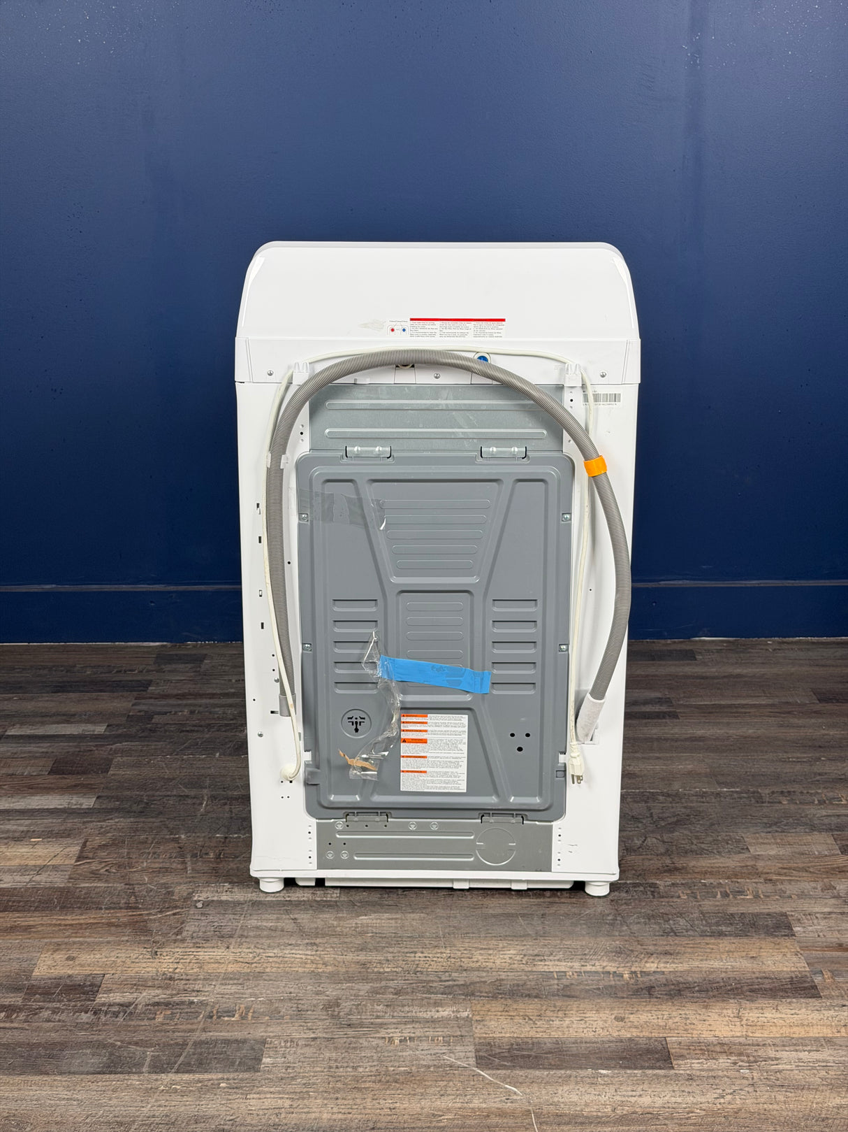 Frigidaire - 4.1 Cu. Ft. Top Load Washer in White with 8-Wash Cycles and Automatic Load Sensing
