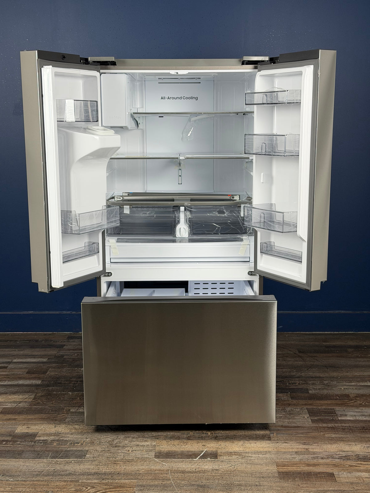 Samsung - 36 in. 31 cu. ft. 3-Door Standard Depth French Door Refrigerator in Stainless Steel w/External Water and Ice Dispenser