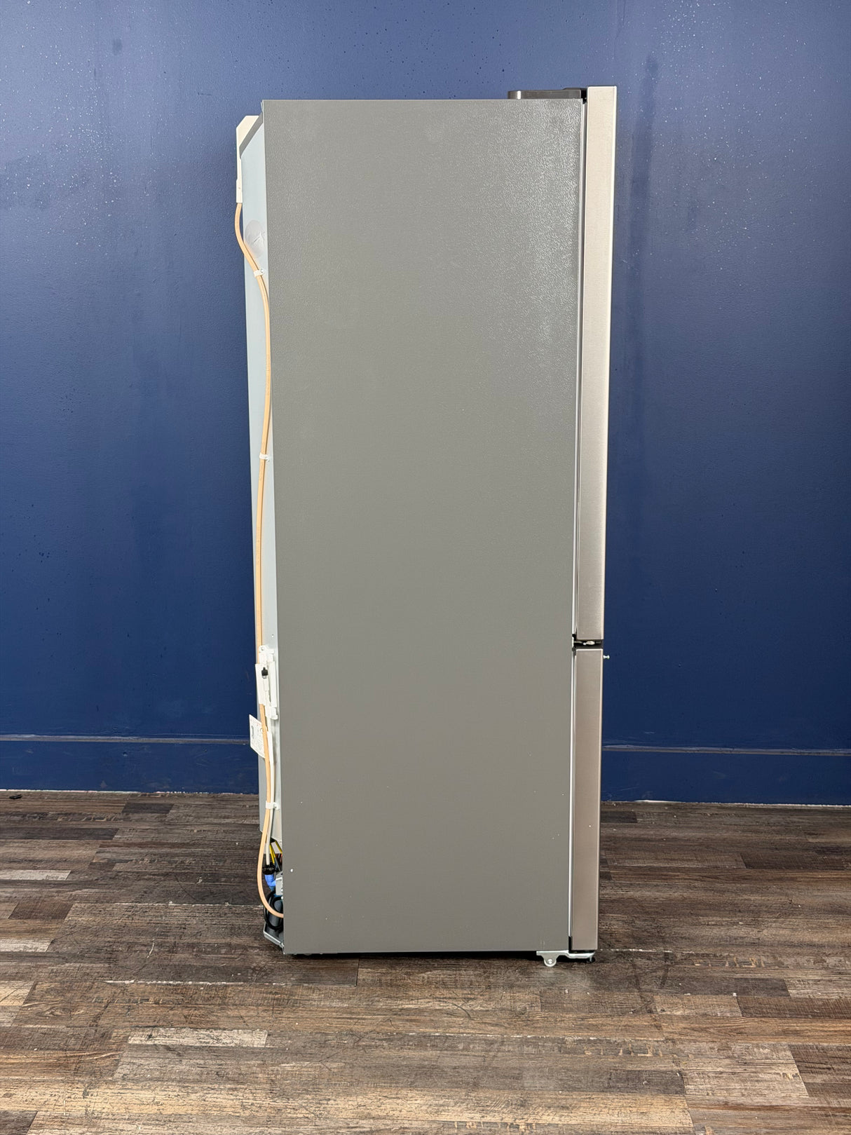 Frigidaire - 31.5 in. 18 cu. ft. Counter Depth French Door Refrigerator in Fingerprint-Resistant Stainless Look