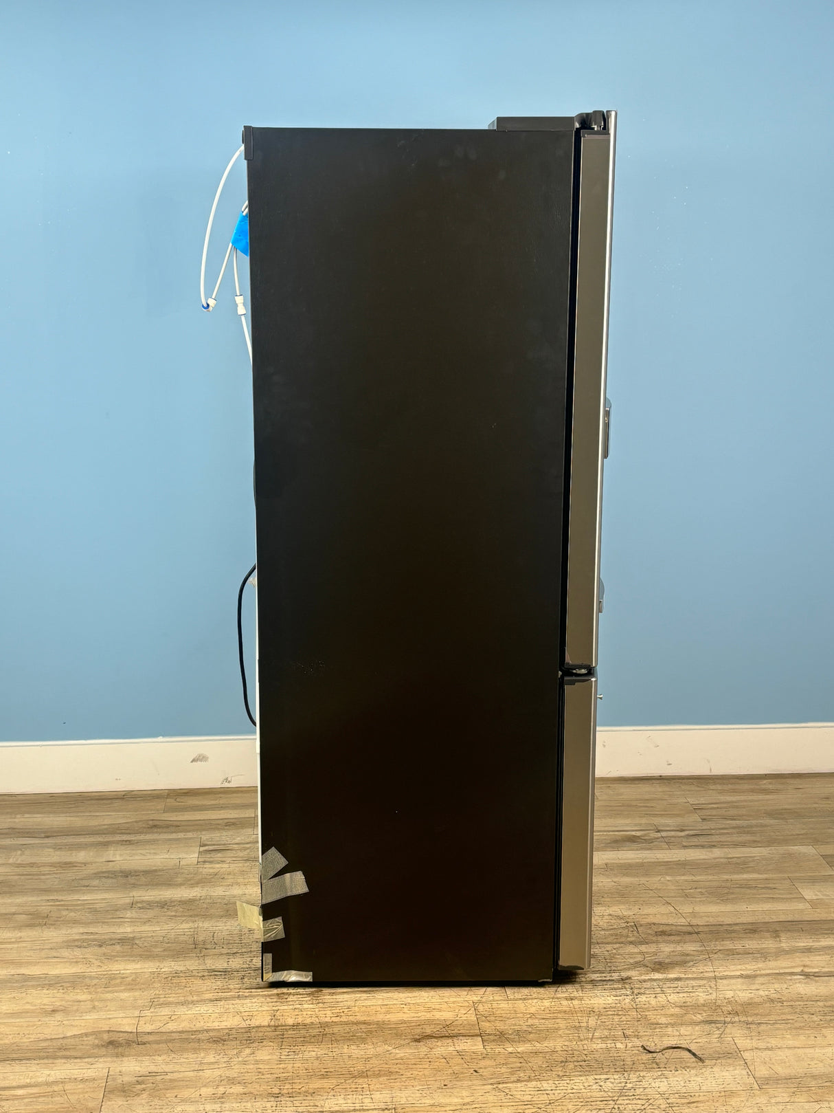 GE - 22.1 cu. ft. French Door Refrigerator in Fingerprint Resistant Stainless Steel, Counter Depth and ENERGY STAR
