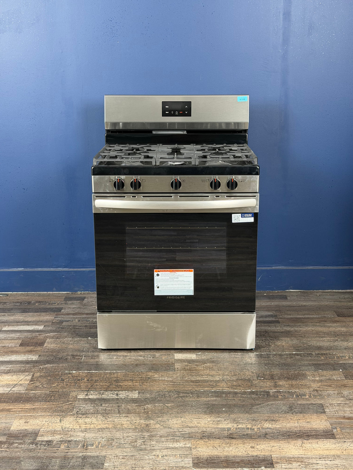 Frigidaire - 30 in. 5 Burner Freestanding Gas Range in Stainless Steel with Quick Boil and Even Baking Technology