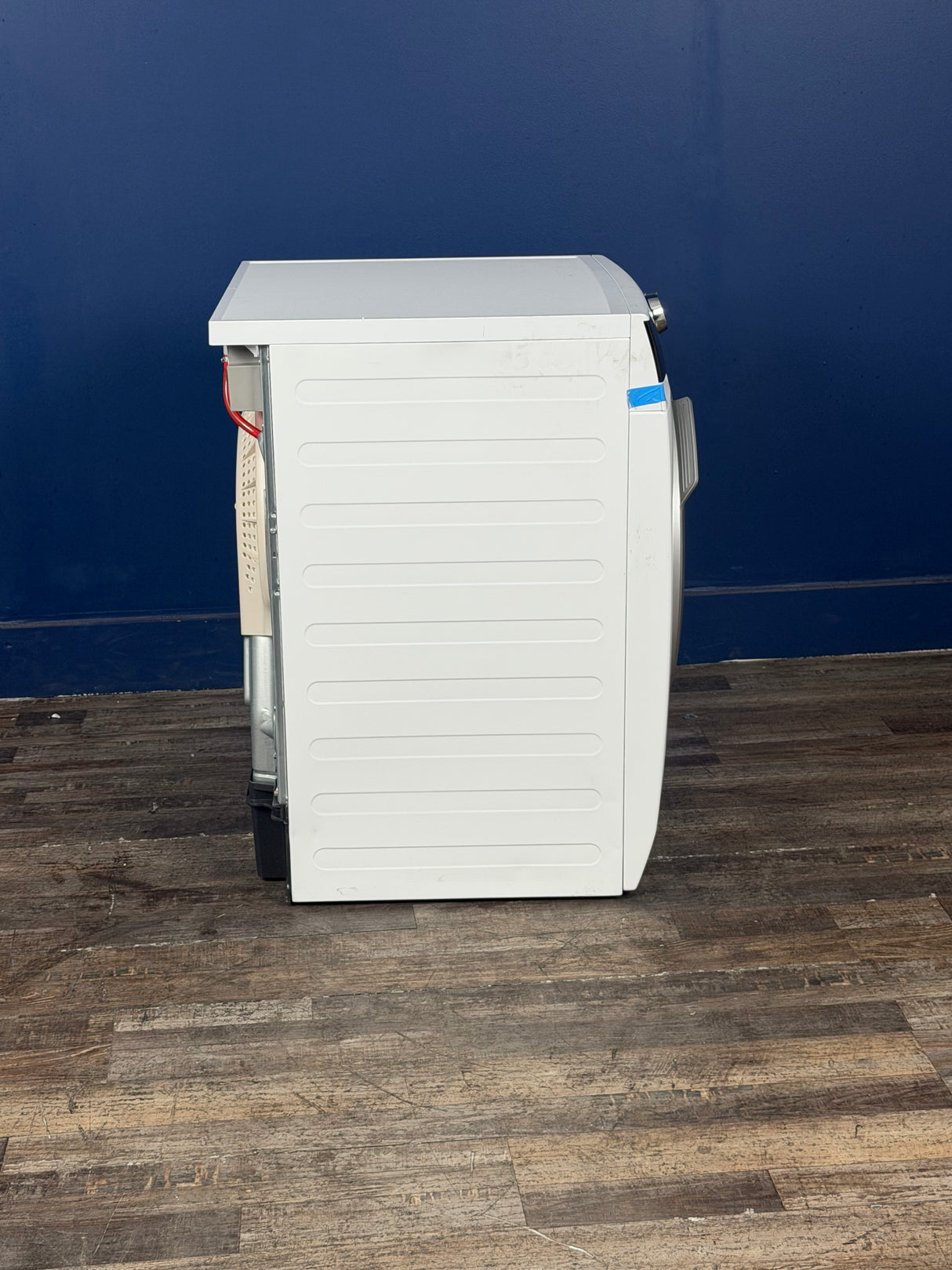 Frigidaire - 24 in. 4.0 cu. ft. Compact Stackable Electric Ventless Dryer in White with Instant Refresh, ENERGY STAR