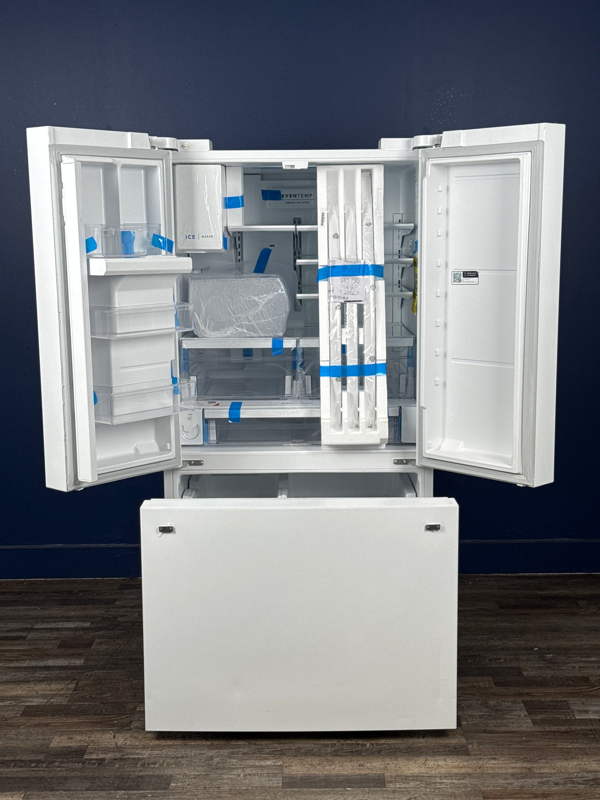 Frigidaire - 28 Cu. Ft. Standard Depth French Door Refrigerator in White, ENERGY STAR