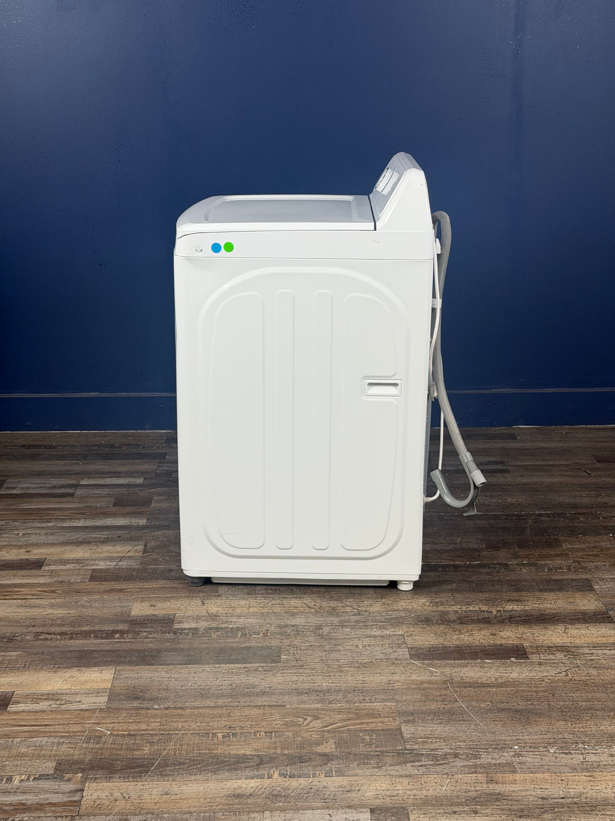 Frigidaire - 4.1 Cu. Ft. Top Load Washer in White with 8-Wash Cycles and Automatic Load Sensing