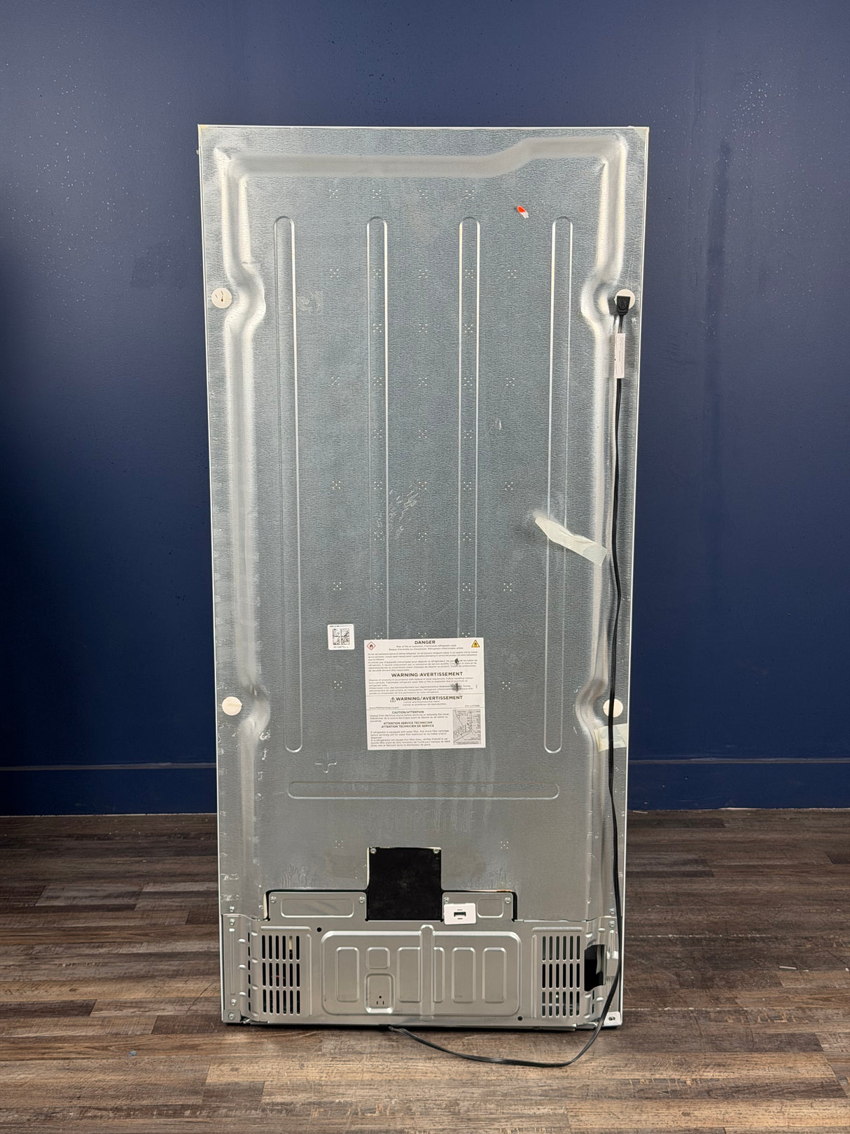 Frigidaire - 20 cu. ft. Frost Free Defrost, Garage Ready Upright Freezer in White, ENERGY STAR