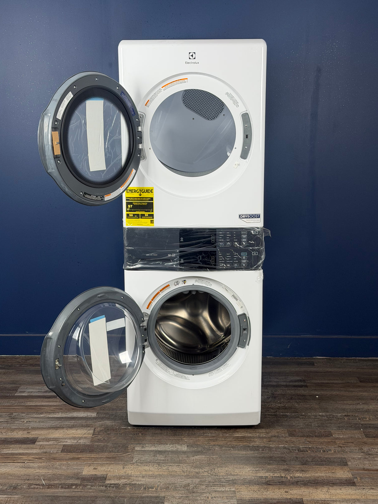 Electrolux - 4.4 cu. ft. Stacked Washer and 8.0 cu. ft. Gas Dryer Laundry Tower in White with LuxCare Wash, Energy Star