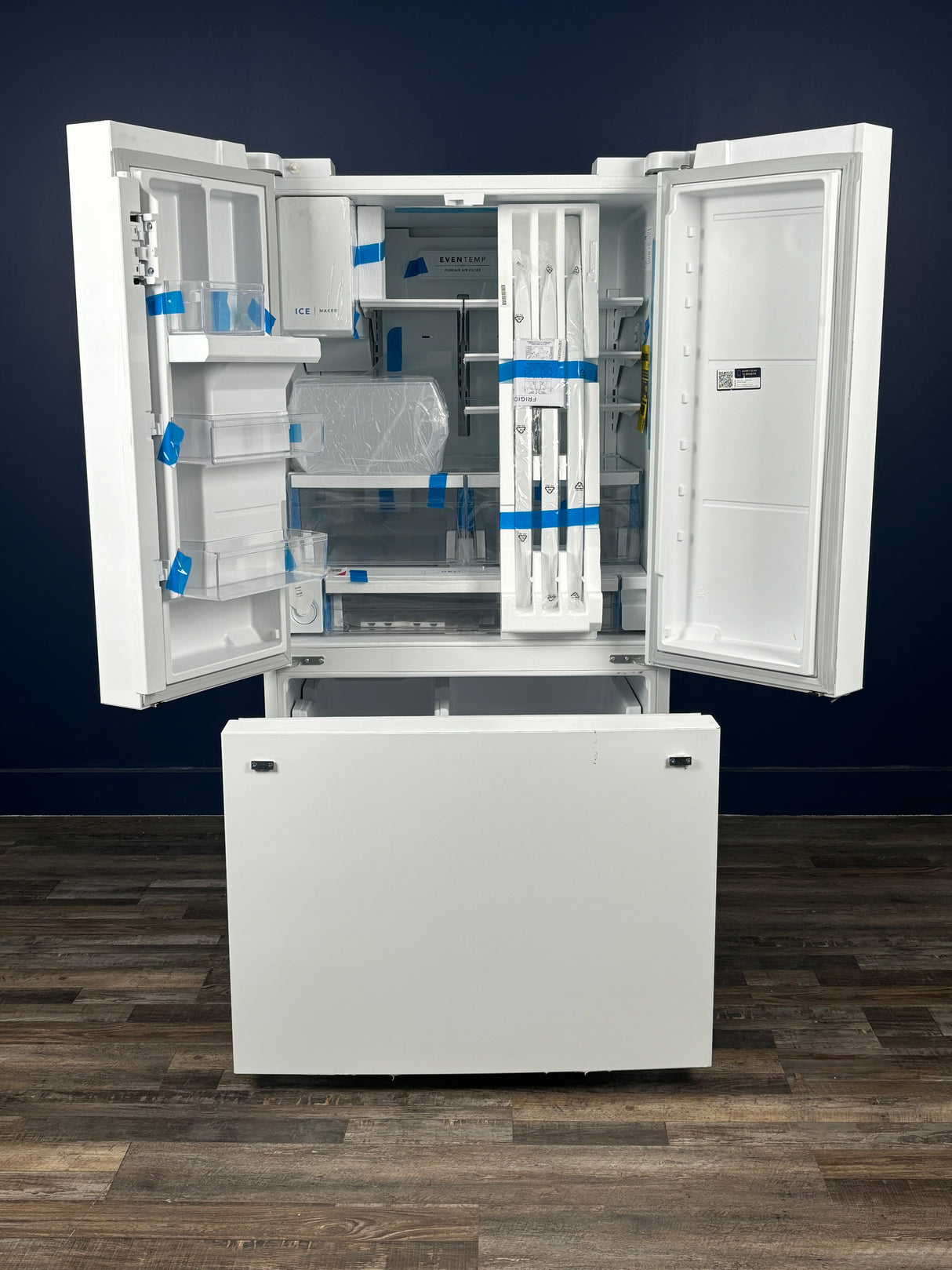 Frigidaire - 28 Cu. Ft. Standard Depth French Door Refrigerator in White, ENERGY STAR