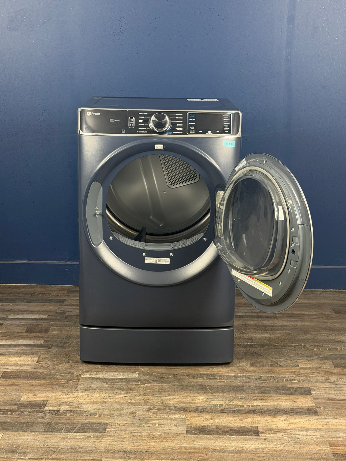 GE Profile - Profile 7.8 cu. ft. vented Gas Dryer in Sapphire Blue with Steam and Sanitize Cycle, ENERGY STAR