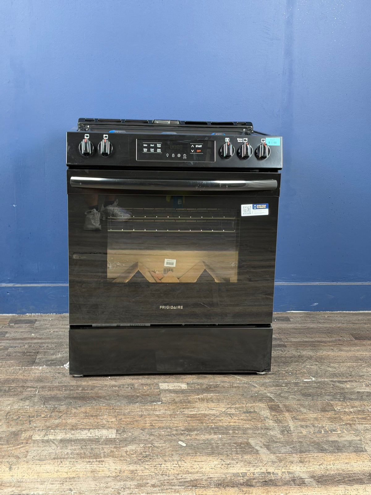 Frigidaire - 30 in. 5 Burner Slide in Front Control Gas Range with Steam Clean in Black