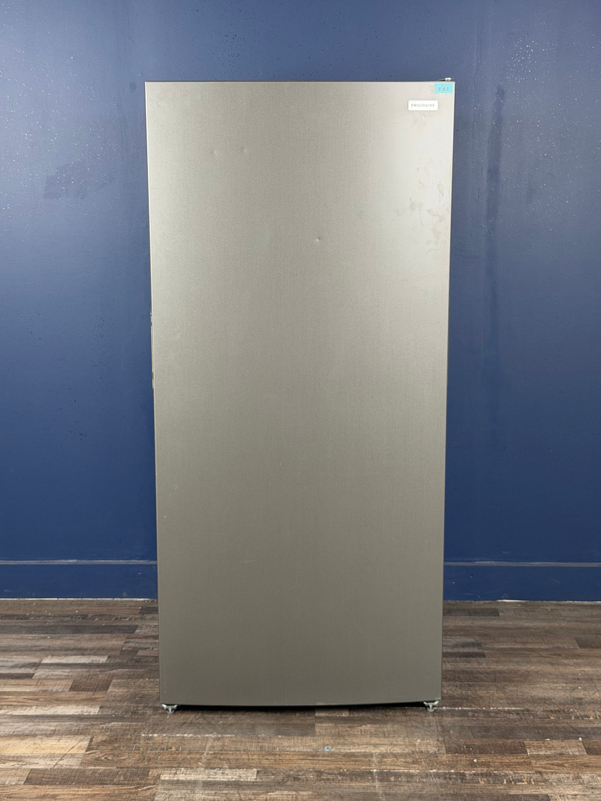 Frigidaire - 32.6 in. 20 cu. ft. Frost Free Defrost, Garage Ready Upright Freezer in Carbon