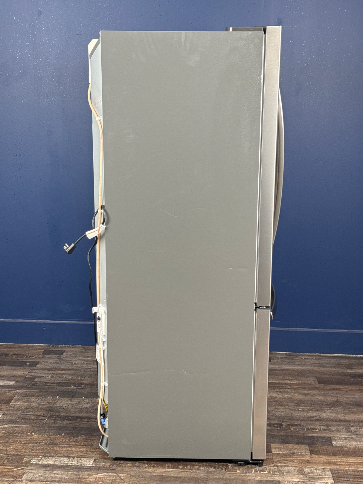 Frigidaire - 31.5 in. 18 cu. ft. Counter Depth French Door Refrigerator in Fingerprint-Resistant Stainless Look