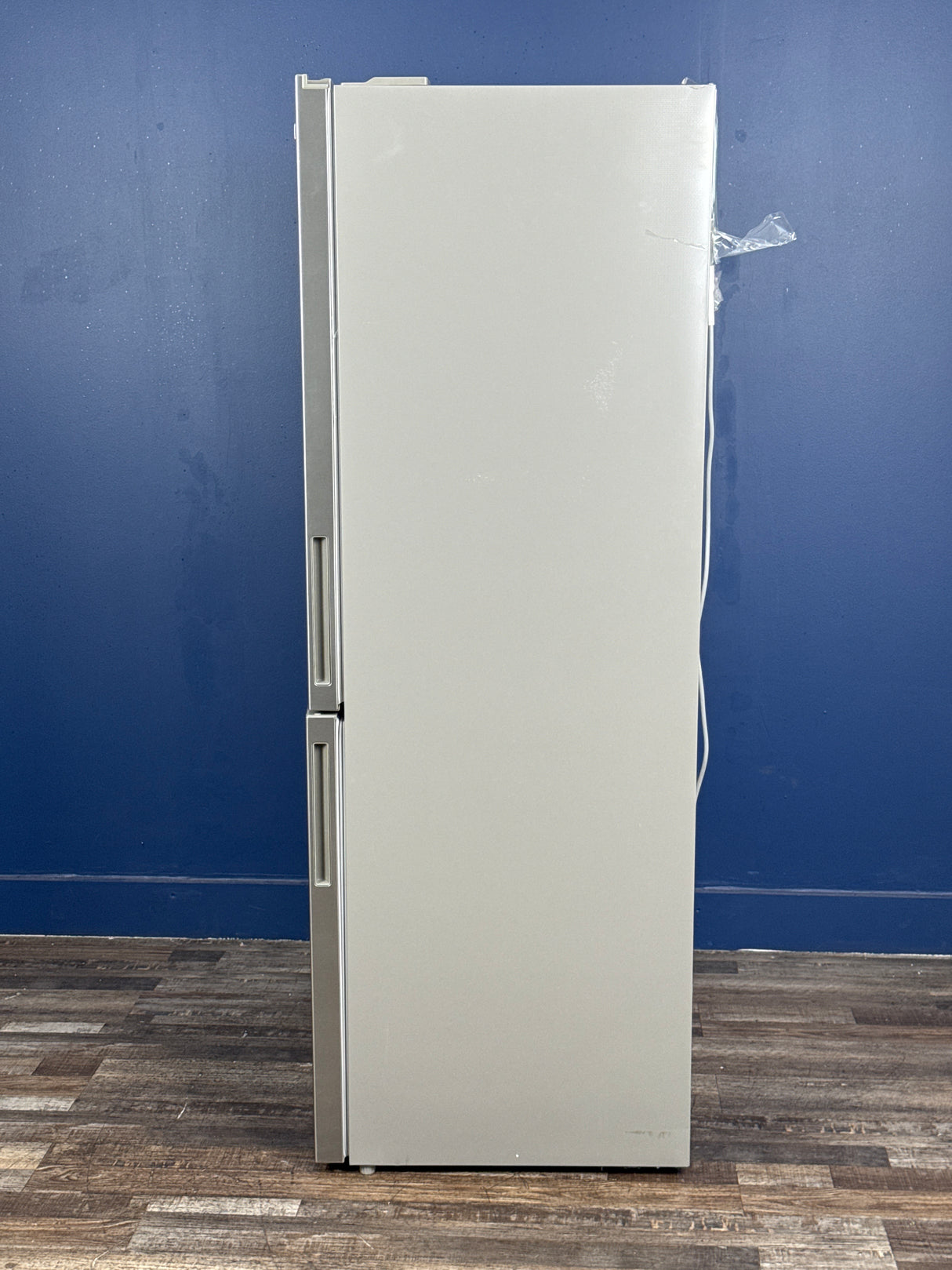 Frigidaire - 12 cu. ft. Garage Ready Bottom Freezer Refrigerator in Fingerprint-Resistant Stainless Look