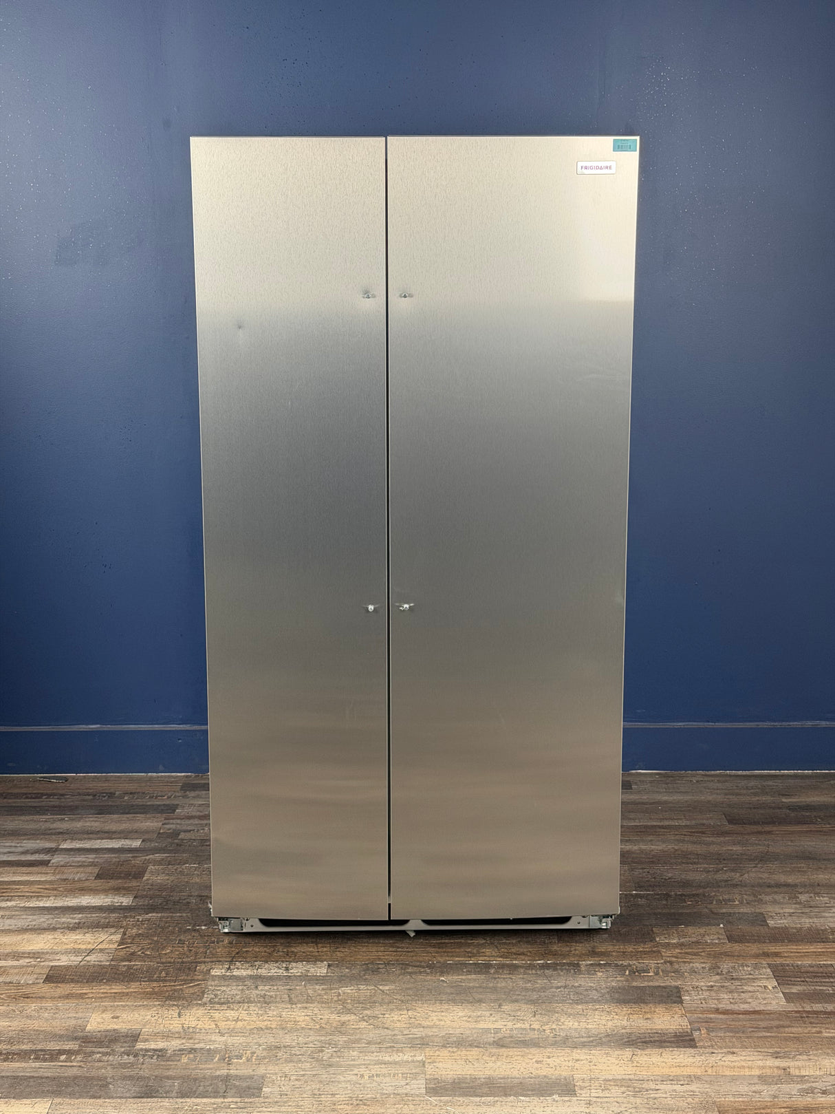 Frigidaire - 36 in. 26 cu. ft. Standard Depth Side-by-Side Refrigerator in Stainless Steel with CrispSeal Crispers