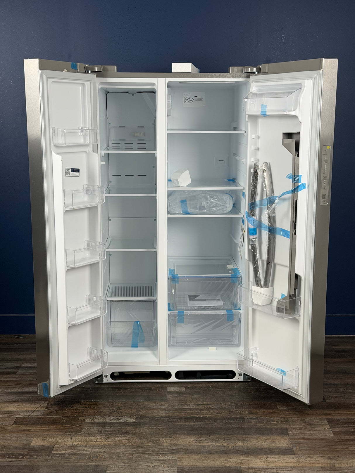 Frigidaire - 36 in. 26 cu. ft. Standard Depth Side-by-Side Refrigerator in Stainless Steel with CrispSeal Crispers