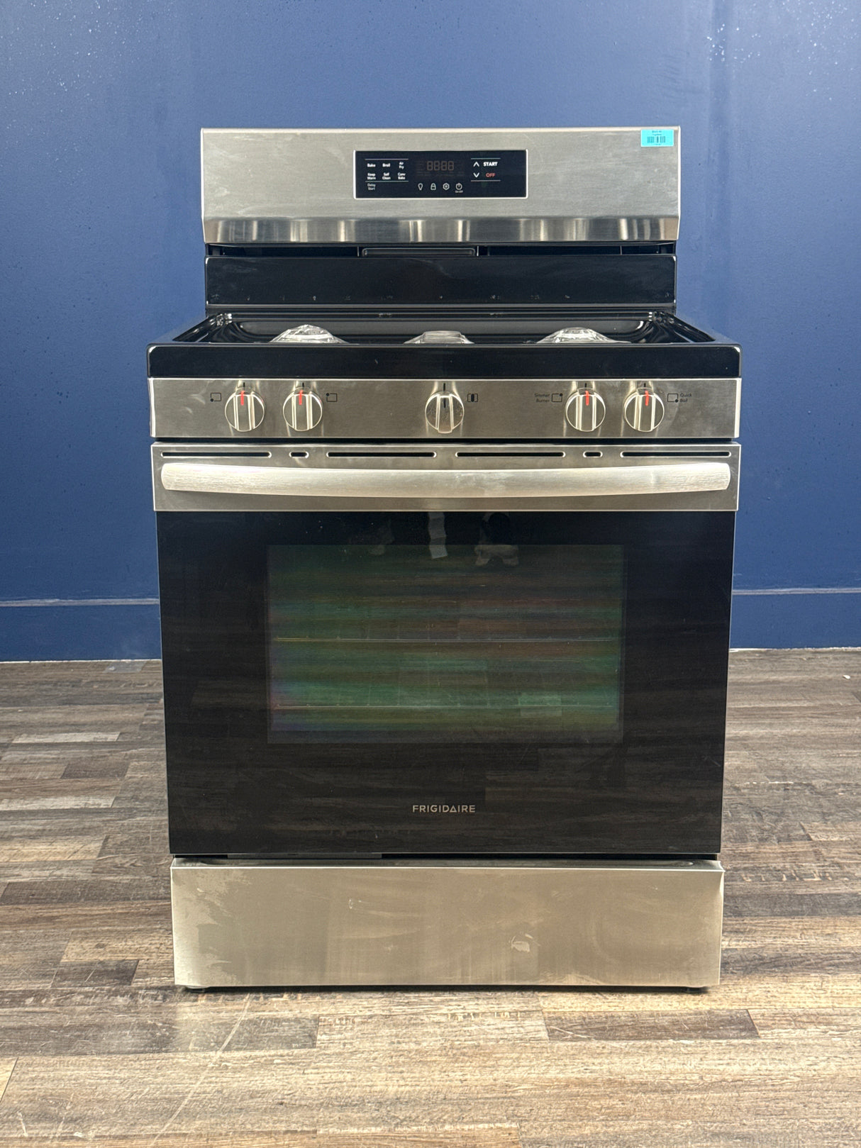 Frigidaire - 30 in. 5.1 cu. ft. 5 Burner Freestanding Self-Cleaning Gas Range in Stainless Steel with Air Fry