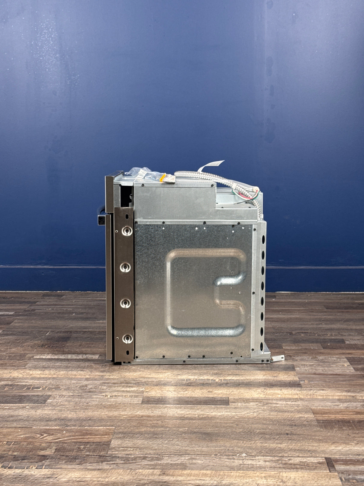 GE Profile - Profile 30 in. Smart Single Electric Wall Oven with Convection and Self Clean in Stainless Steel