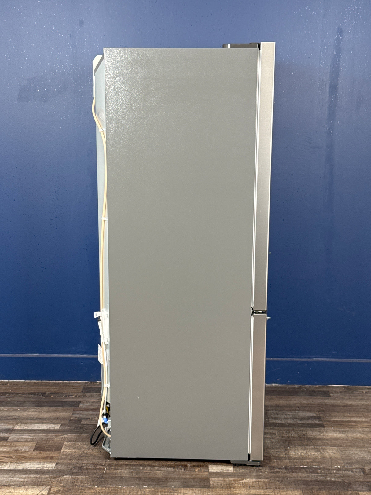 Frigidaire - 31.5 in. 18 cu. ft. Counter Depth French Door Refrigerator in Fingerprint-Resistant Stainless Look