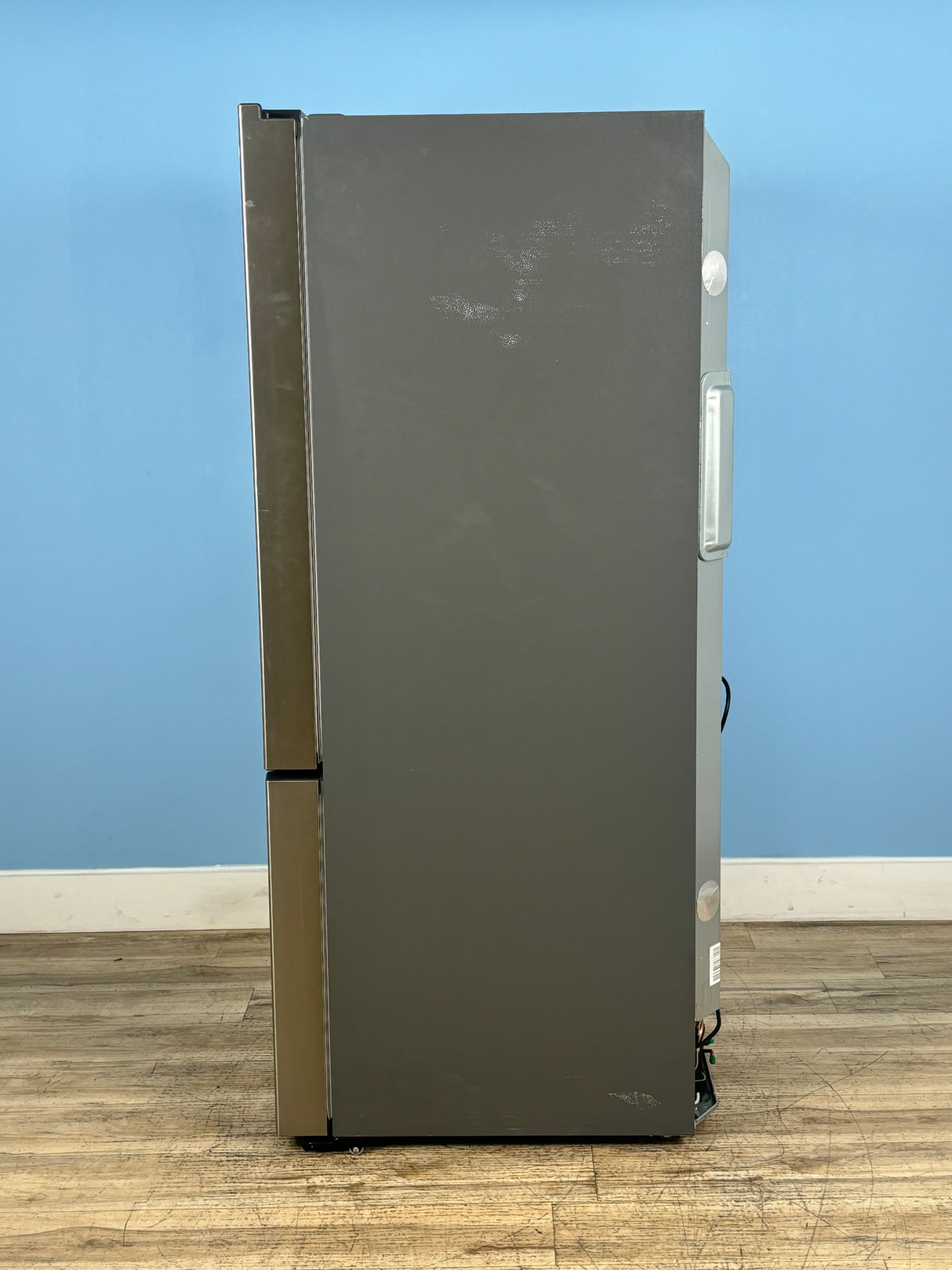 Frigidaire - Gallery 30 in. 20.3 cu. ft. Bottom Freezer Refrigerator in Smudge-Proof Stainless Steel with Internal Water Dispenser