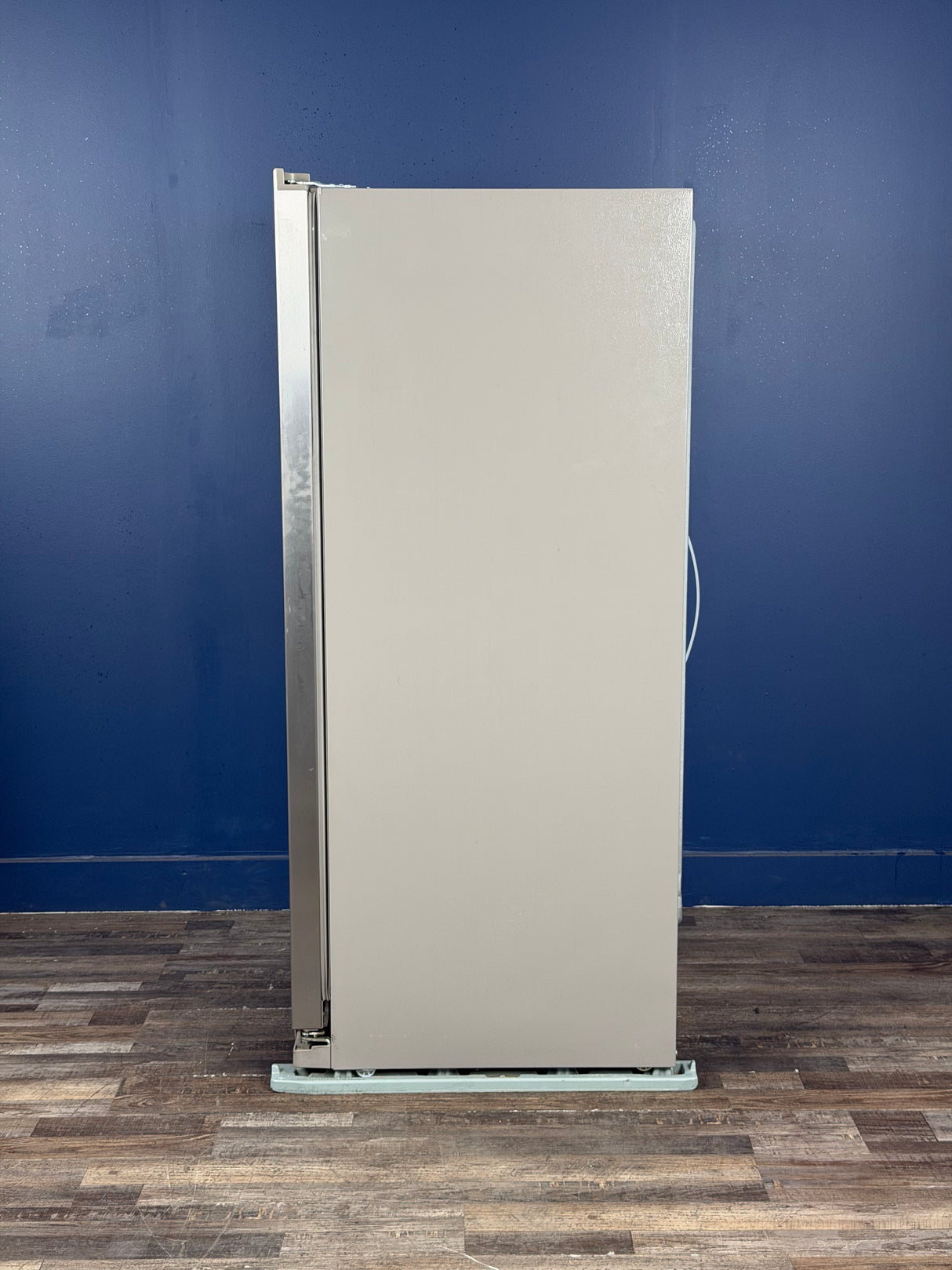 Whirlpool - 24.6 cu. ft. Side by Side Refrigerator in Monochromatic Stainless Steel