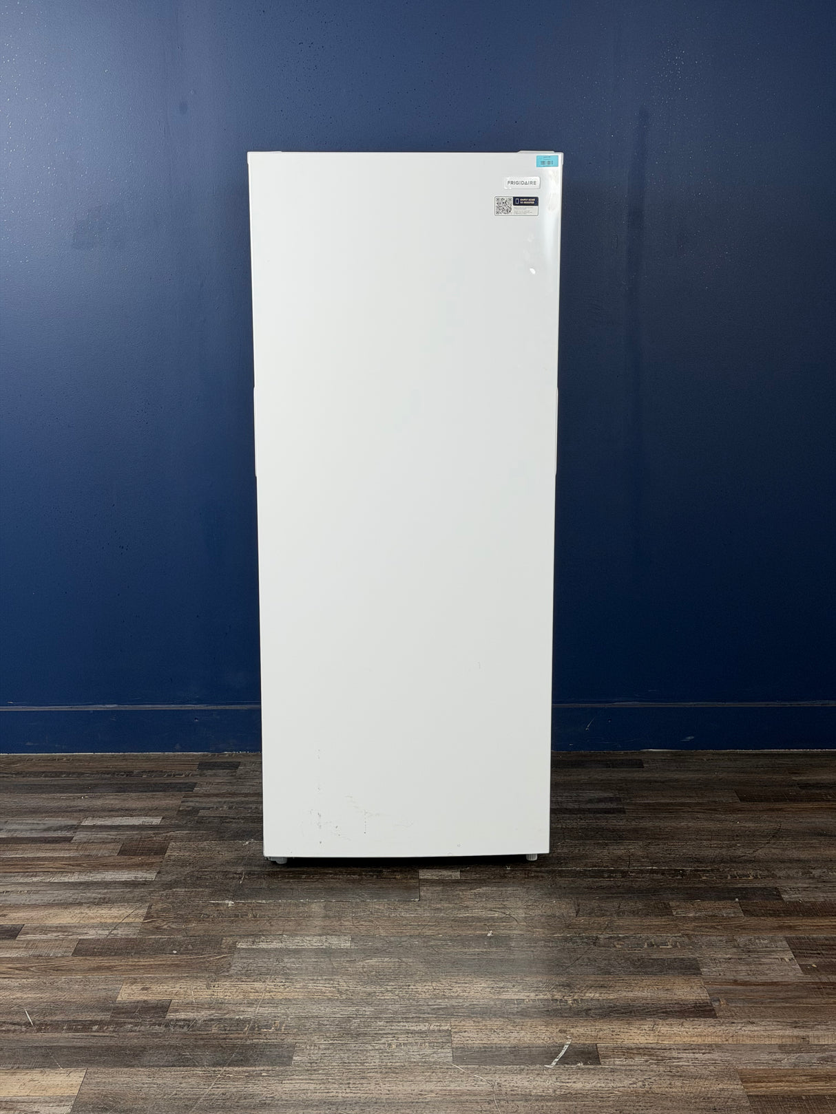Frigidaire - 16 cu. ft. Garage Ready Convertible Frost Free Upright Freezer in White