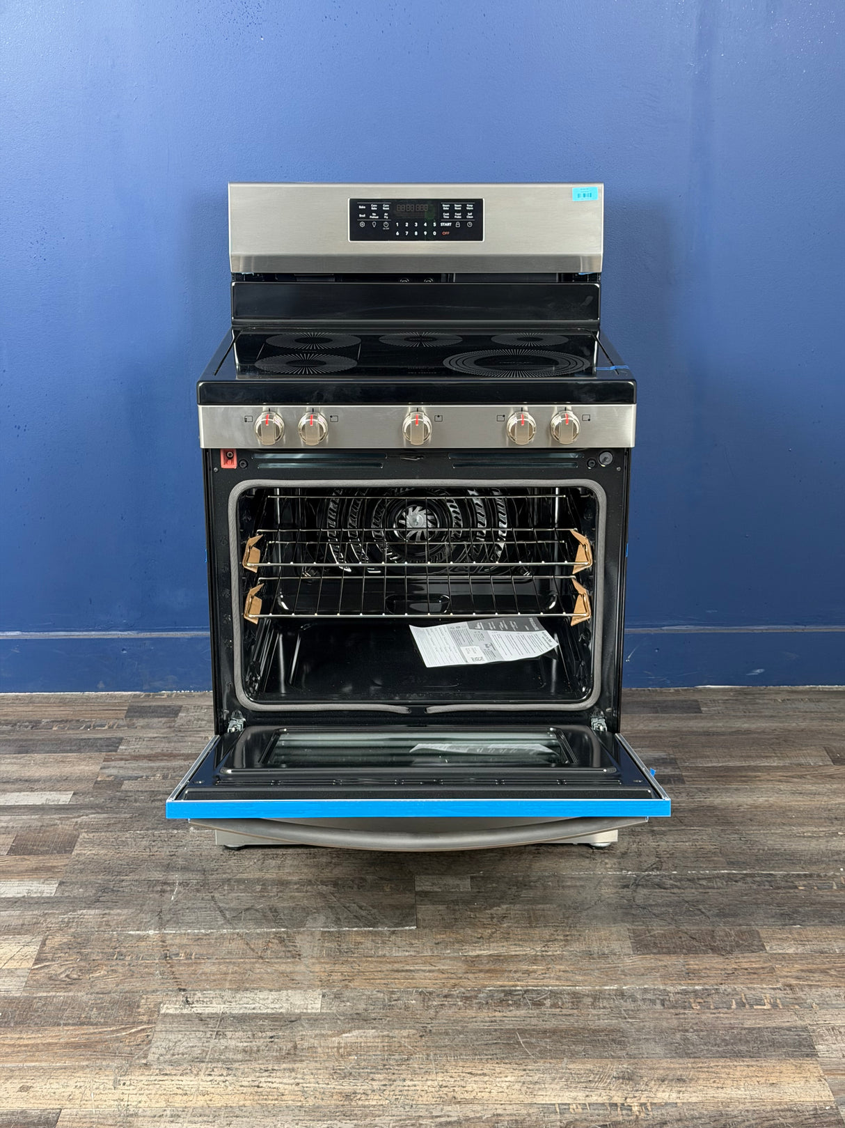 Frigidaire - Gallery 30 in 5 Element Freestanding Range w/ Total Convection and Air Fry , SmudgeProof Stainless