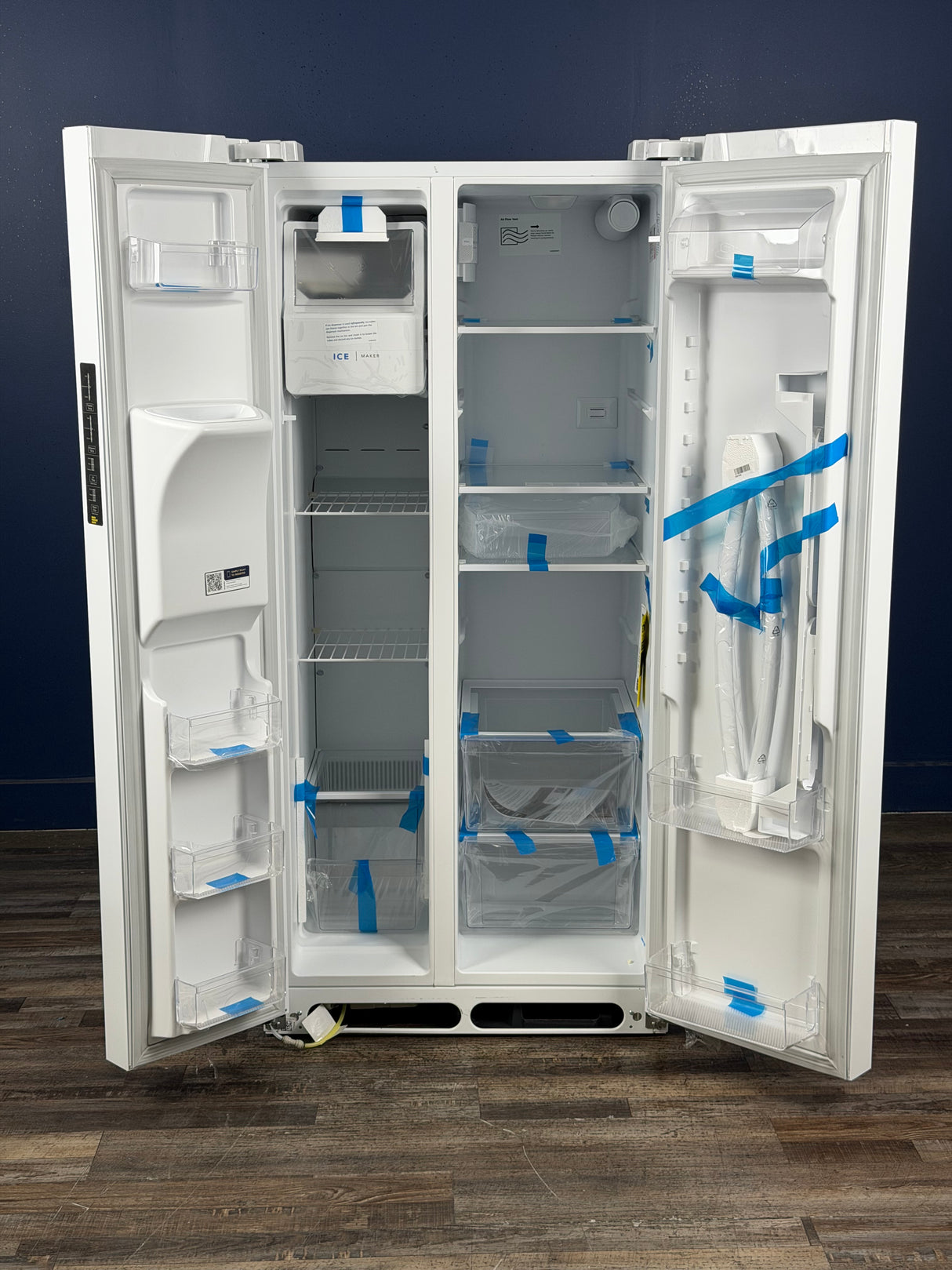 Frigidaire - 33 in. 22.3 cu. ft. Standard Depth Side by Side Refrigerator in White