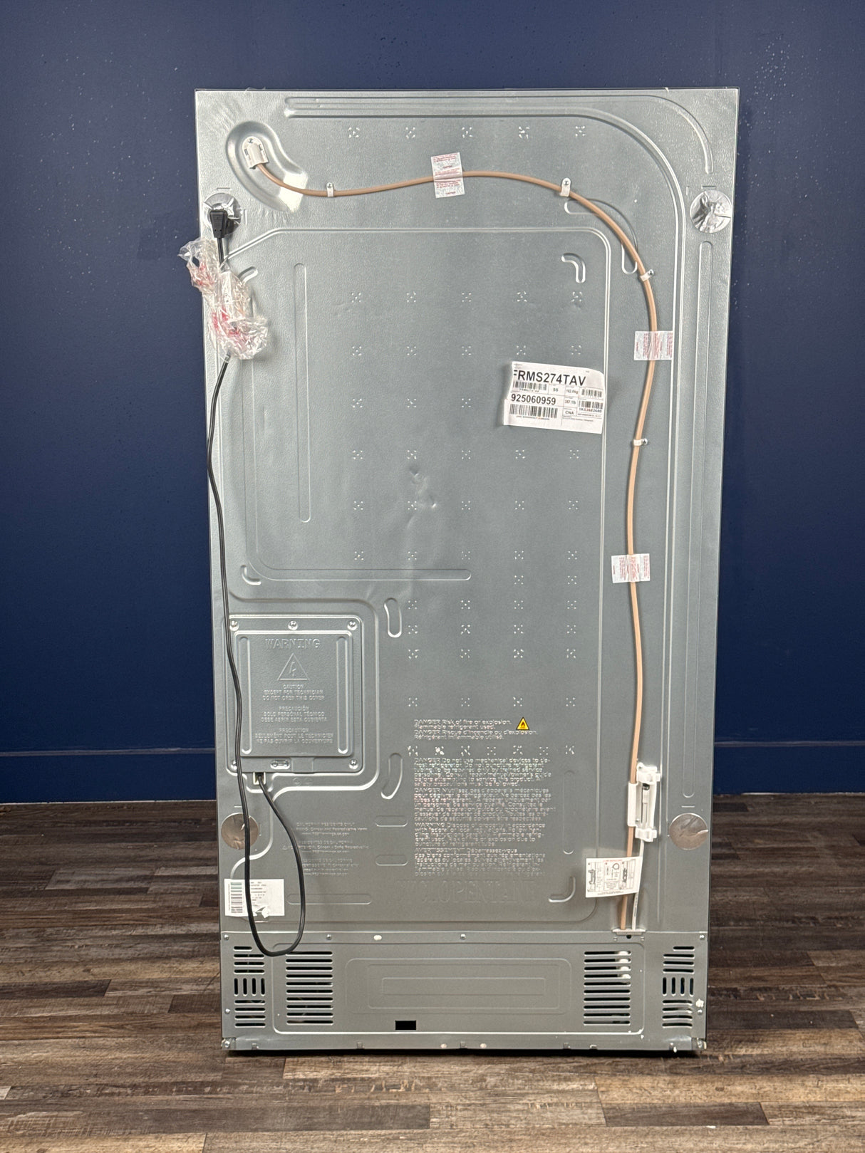 Frigidaire - 36 in. 26 cu. ft. Standard-Depth 4-Door French Door Refrigerator in Fingerprint-Resistant Stainless Steel Look