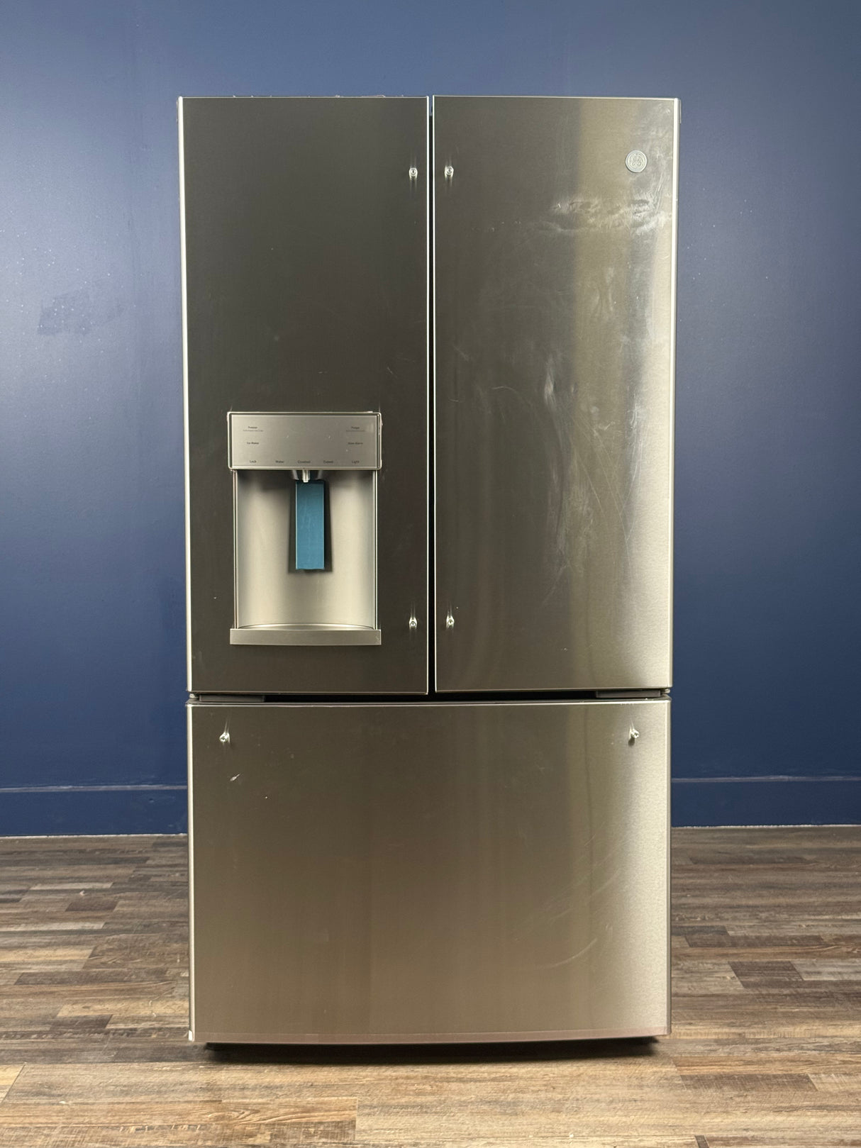GE - 27.7 cu. ft. French Door Refrigerator in Fingerprint Resistant Stainless Steel, ENERGY STAR