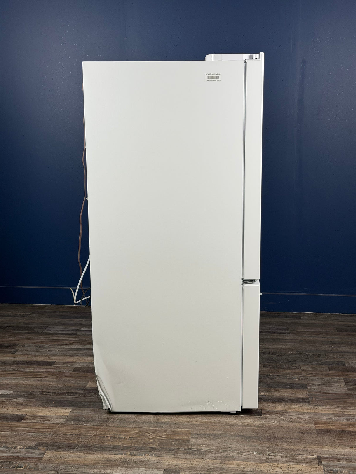 GE - 27 cu. ft. French Door Refrigerator in White with Internal Dispenser, ENERGY STAR