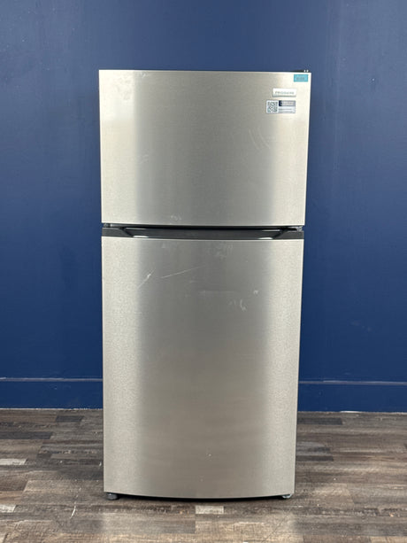 Frigidaire - 27.6 in. 14 cu. ft. Top Freezer Refrigerator in Fingerprint-Resistant Stainless Look, ENERGY STAR