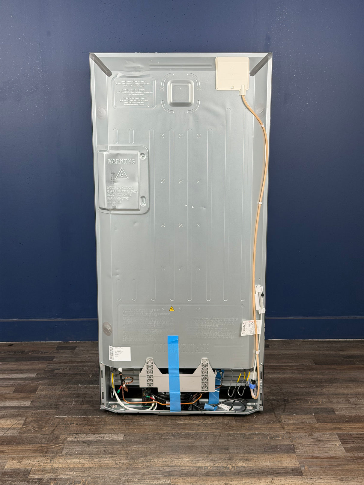 Frigidaire - 31.5 in. 18 cu. ft. Counter Depth French Door Refrigerator in Fingerprint-Resistant Stainless Look