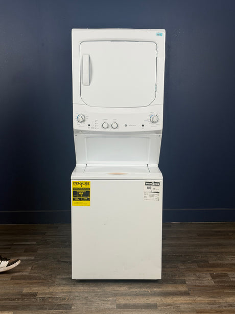 GE - 3.8 cu. ft. Washer 5.9 cu. ft. Gas Dryer Combo in White