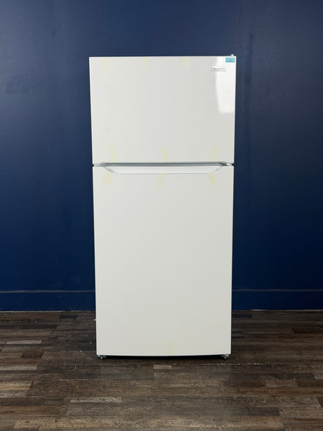 Frigidaire - 30 in. 18.3 cu. ft. Top Freezer Refrigerator, Garage Ready