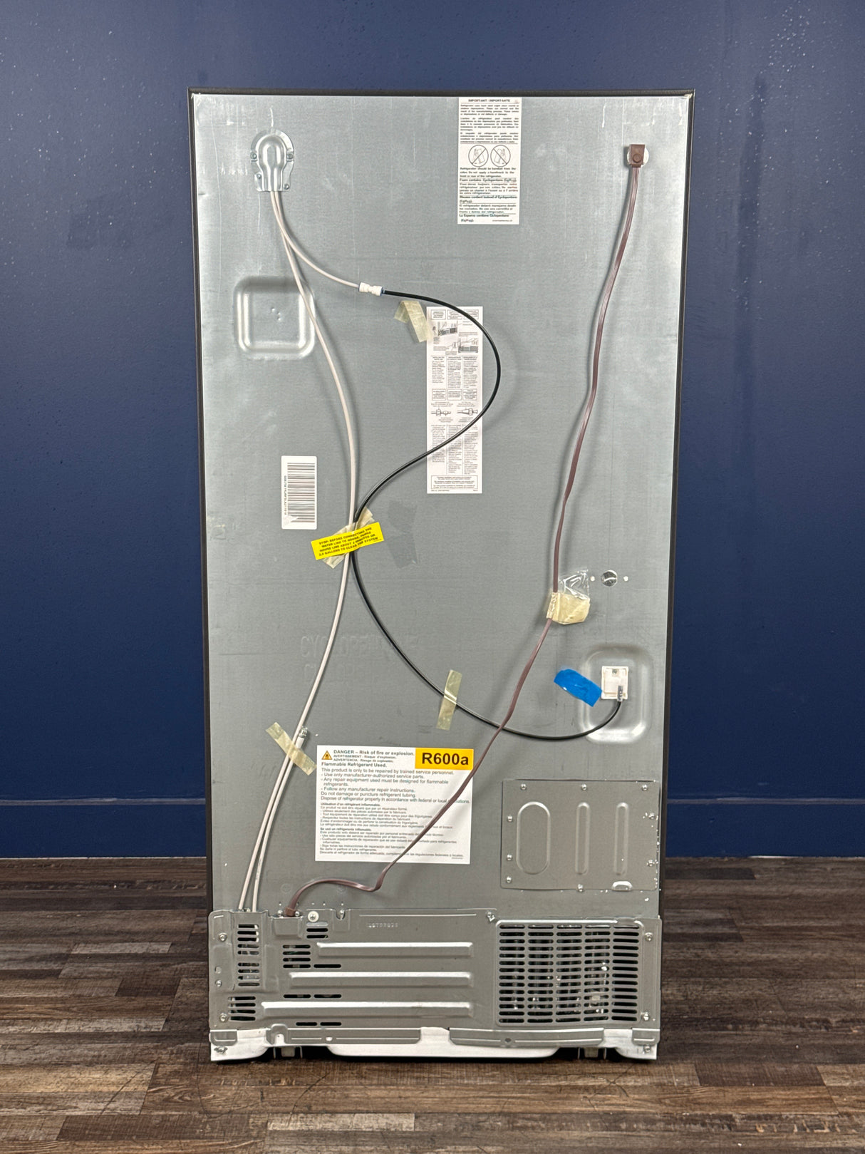 GE - 24.8 cu. ft. Bottom Freezer Refrigerator in Fingerprint Resistant Stainless Steel, Standard Depth ENERGY STAR
