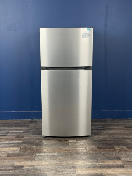 Frigidaire - 27.6 in. 14 cu. ft. Top Freezer Refrigerator in Fingerprint-Resistant Stainless Look, ENERGY STAR