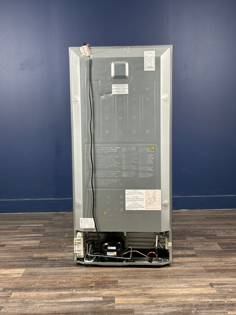 Frigidaire - 27.6 in. 14 cu. ft. Top Freezer Refrigerator in Fingerprint-Resistant Stainless Look, ENERGY STAR