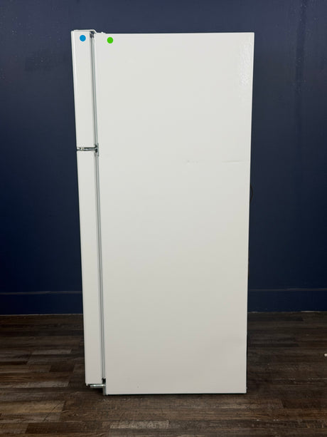 GE - 16.6 cu. ft. Top Freezer Refrigerator in White, ENERGY STAR