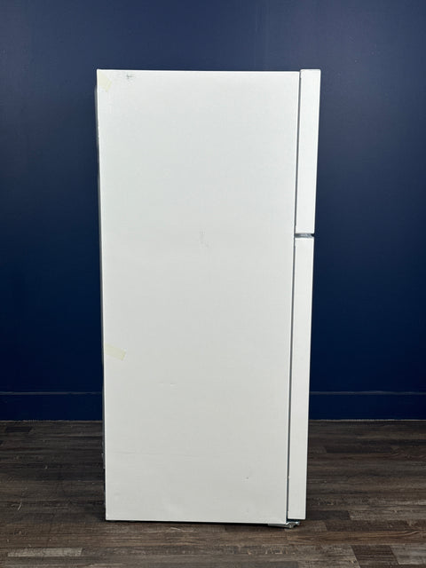 Frigidaire - 30 in. 20 cu. ft. Garage Ready Top Freezer Refrigerator in White