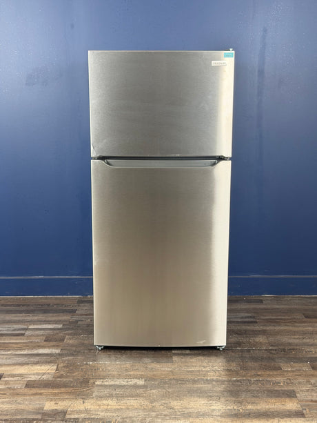 Frigidaire - 30 in. 20 cu. ft. Garage Ready Top Freezer Refrigerator in Stainless Steel