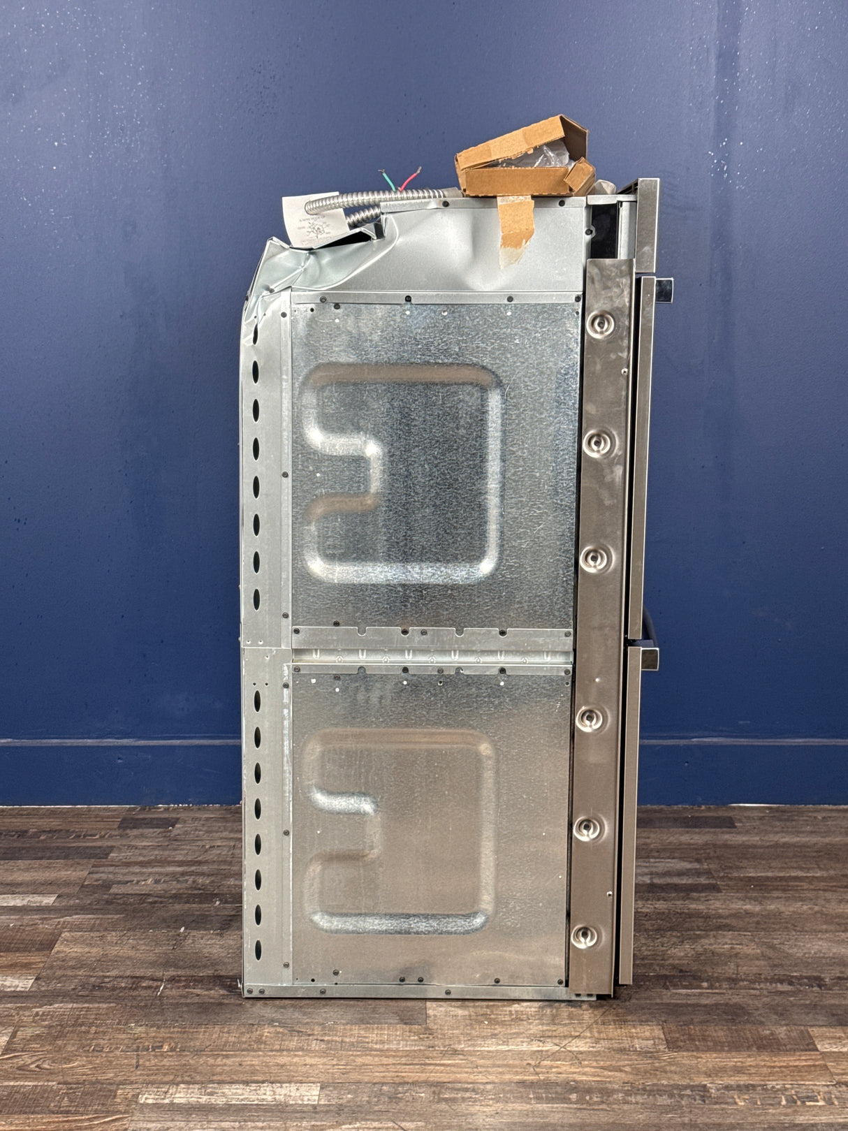 GE - 30 in. Double Smart Convection Wall Oven with No-Preheat Air Fry in Stainless Steel